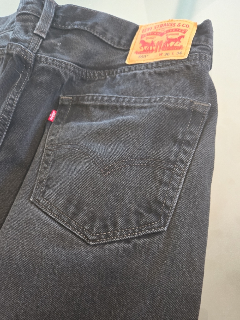 Levi's Black Slim Straight Men's Jeans